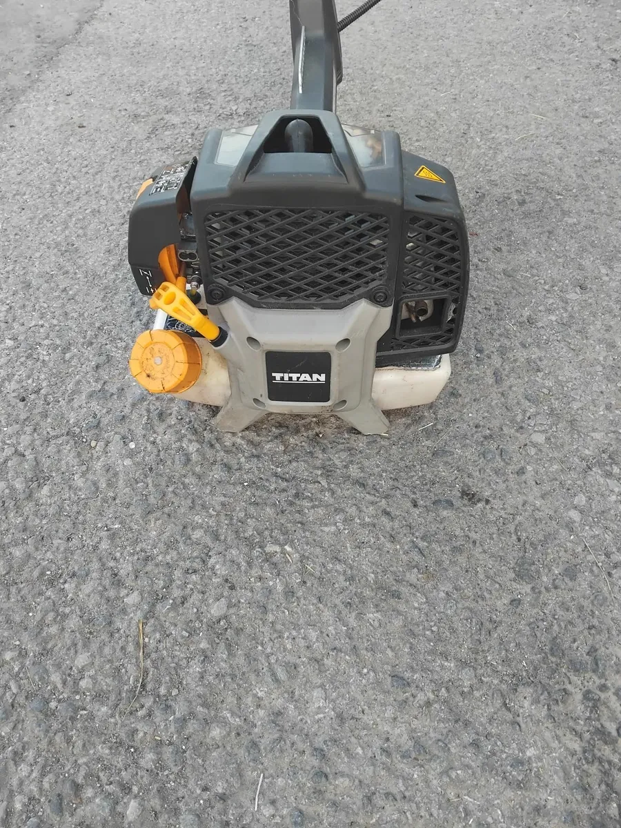 TiTAN grass strummers running very well - Image 2