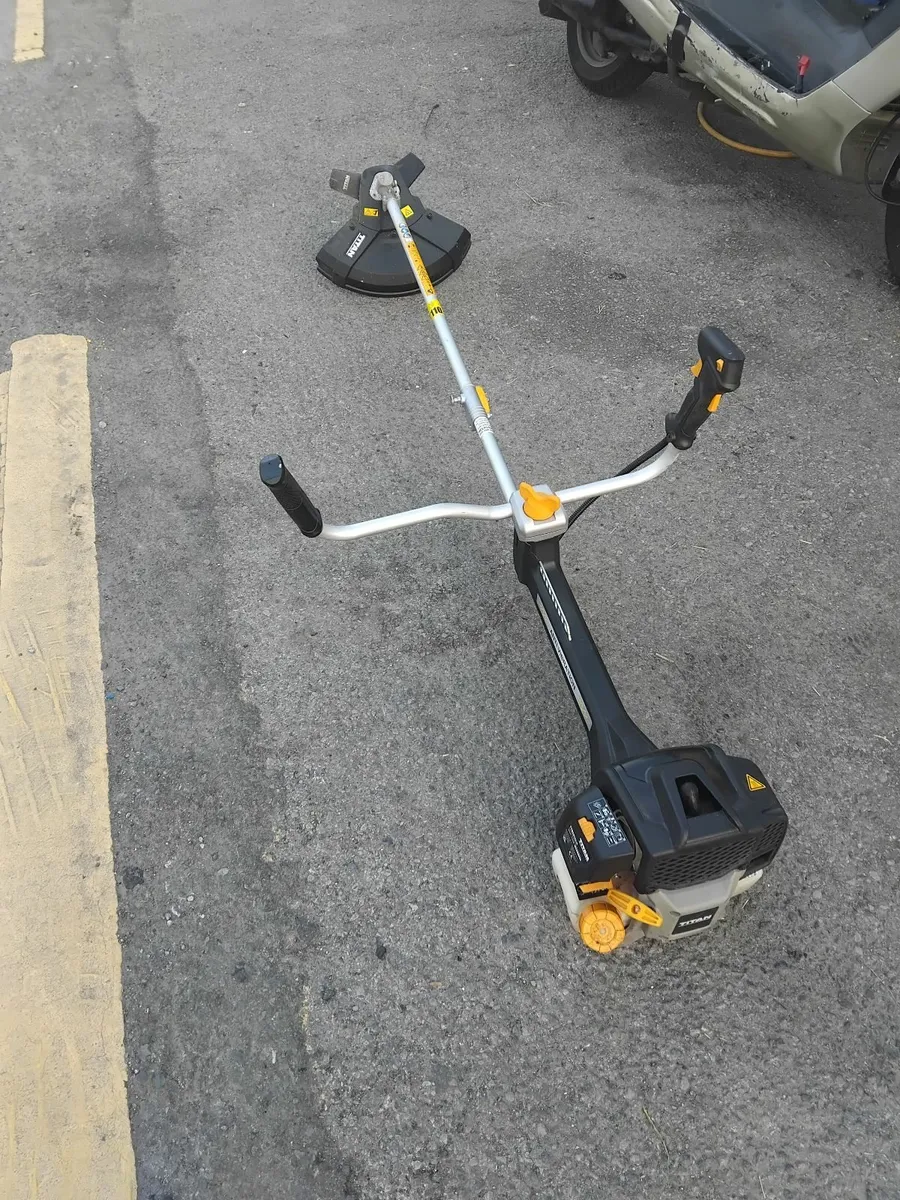 TiTAN grass strummers running very well - Image 1