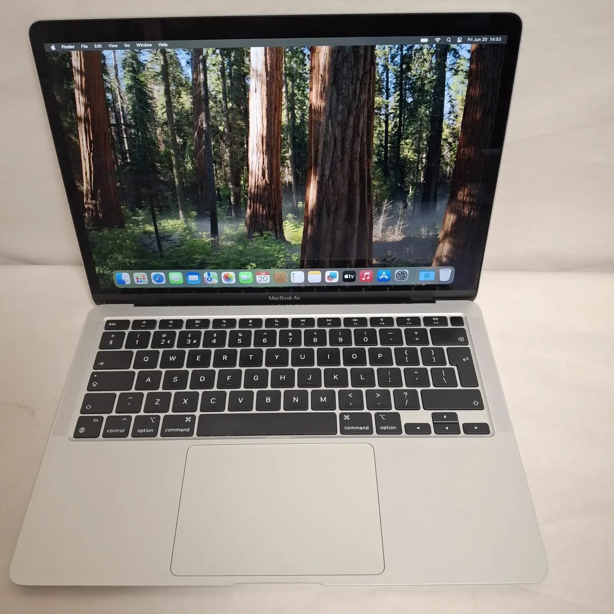 Apple MacBook Air - Image 1