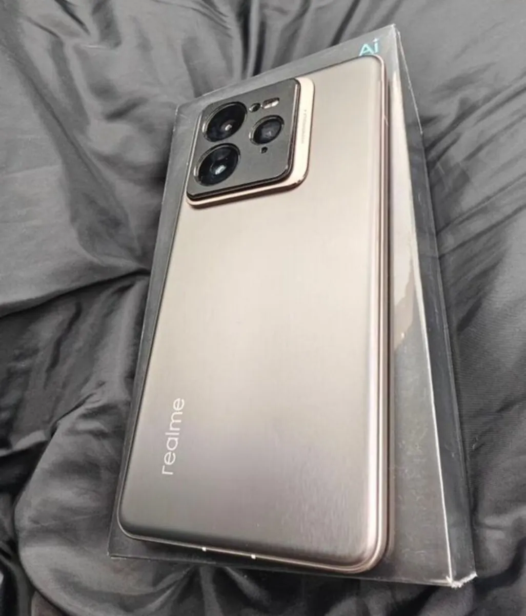 Realme GT7 pro - Image 2