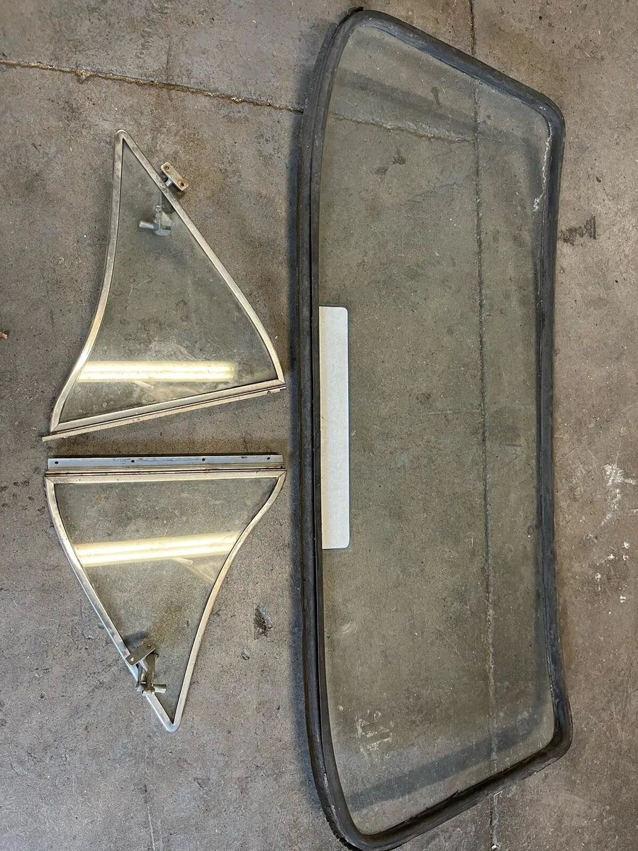 Spitfire parts - Image 2