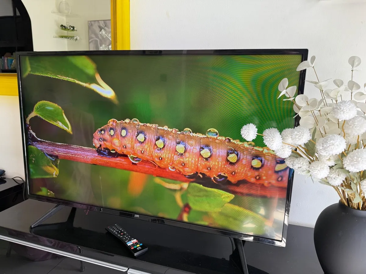JVC Smart 43” TV in swords - Image 1