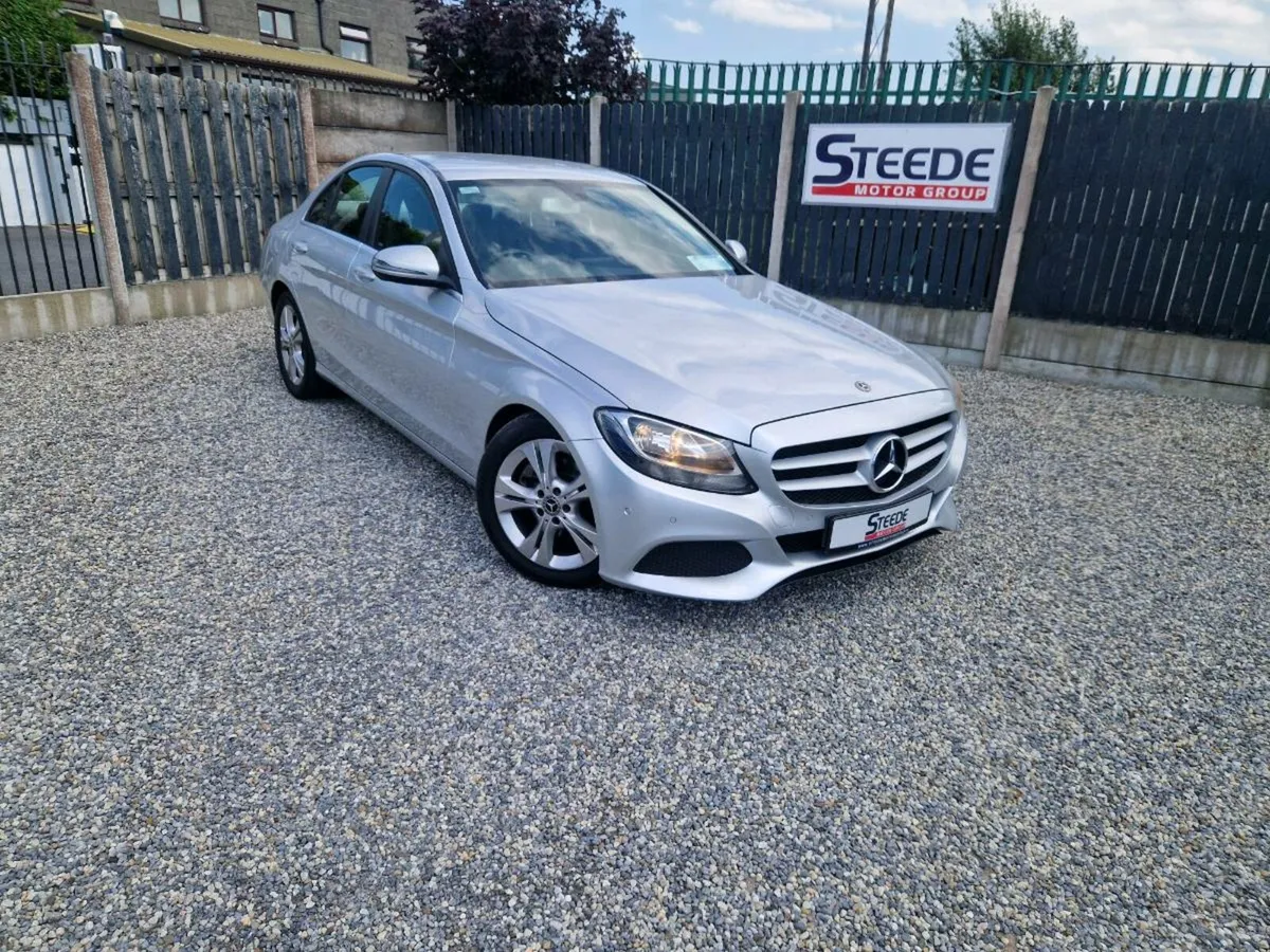 181 Mercedes-Benz C220 CDI Auto(Now Reserved) - Image 2