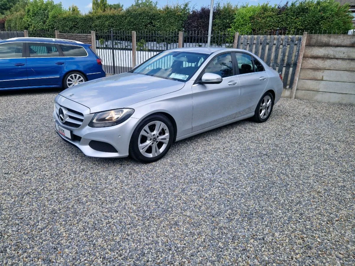 181 Mercedes-Benz C220 CDI Auto(Now Reserved) - Image 4