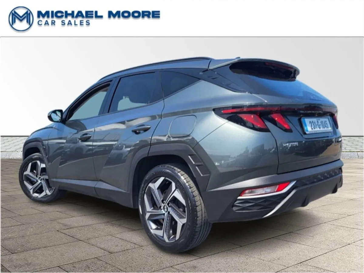 Hyundai Tucson 1.6i 4WD Executive Phev Auto  (pet - Image 3