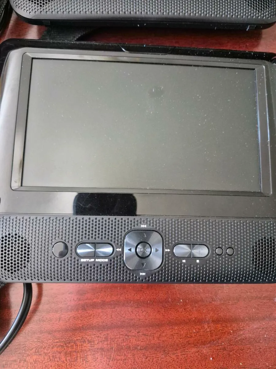 ALBA TWIN portable 7 inch dvd player - Image 2