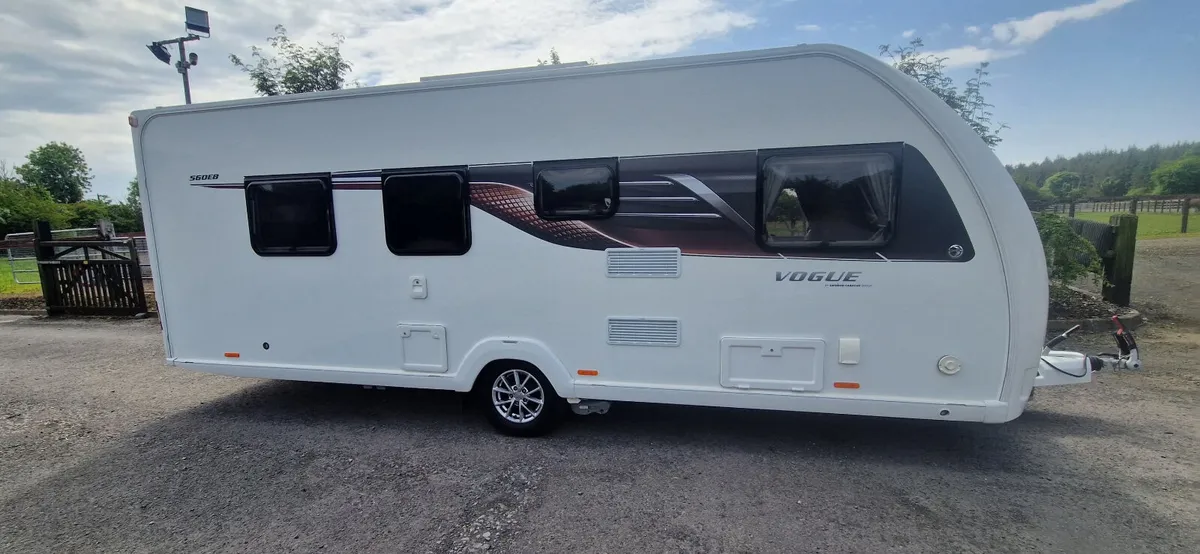 Swift Vogue 560 Island Bed Caravan - Image 3