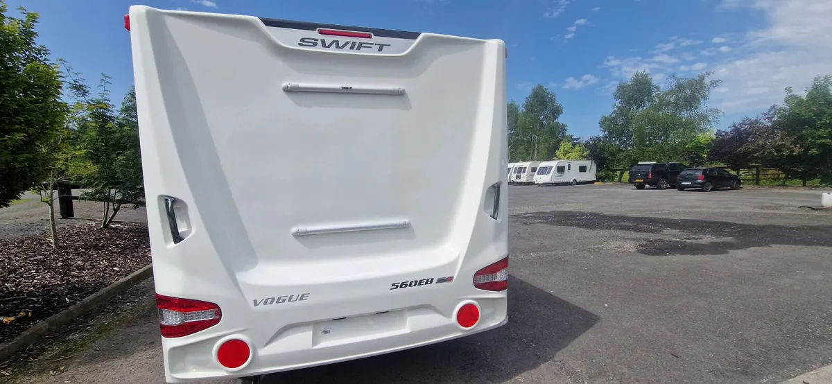 Swift Vogue 560 Island Bed Caravan - Image 4