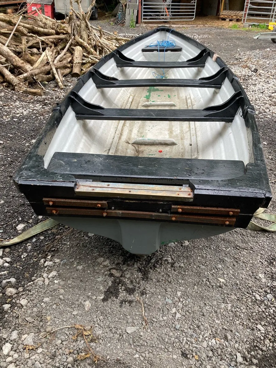 Lake Boat - Image 2