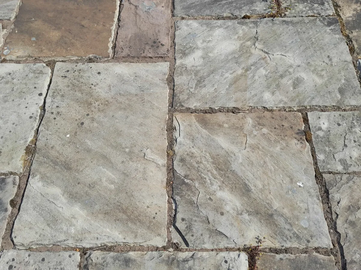Sandstone Paving Slabs - Image 2