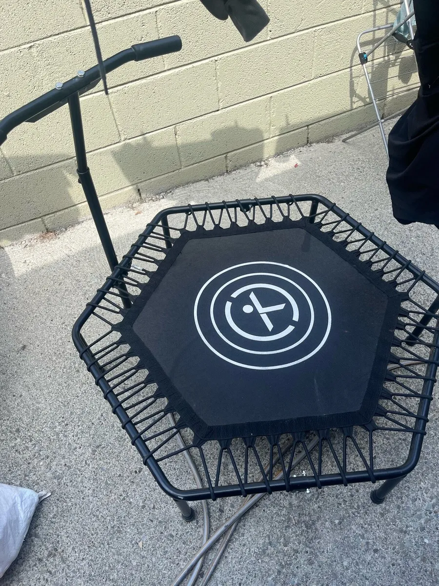 Rebounder/exercise trampoline
