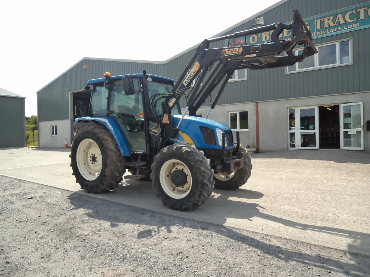 2009 New Holland T5030 - Image 2