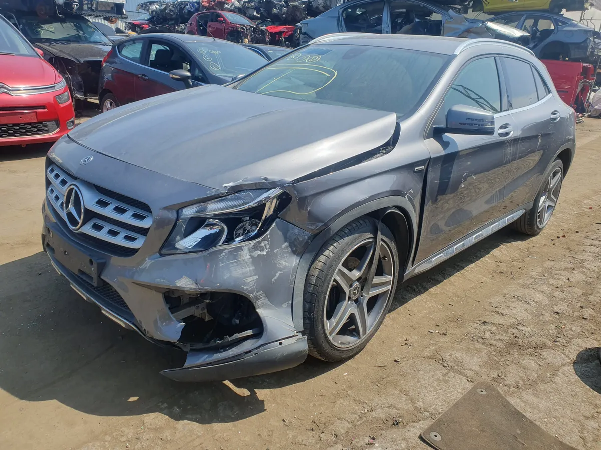 17 MERCEDES GLA 2.2 D (651930) AMG  FOR BREAKING - Image 2