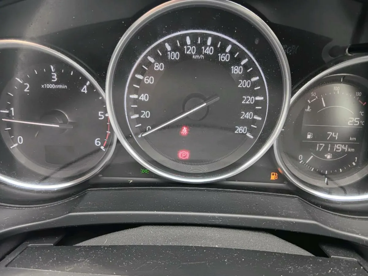 2017 Mazda CX5 NCT 07/27. - Image 2