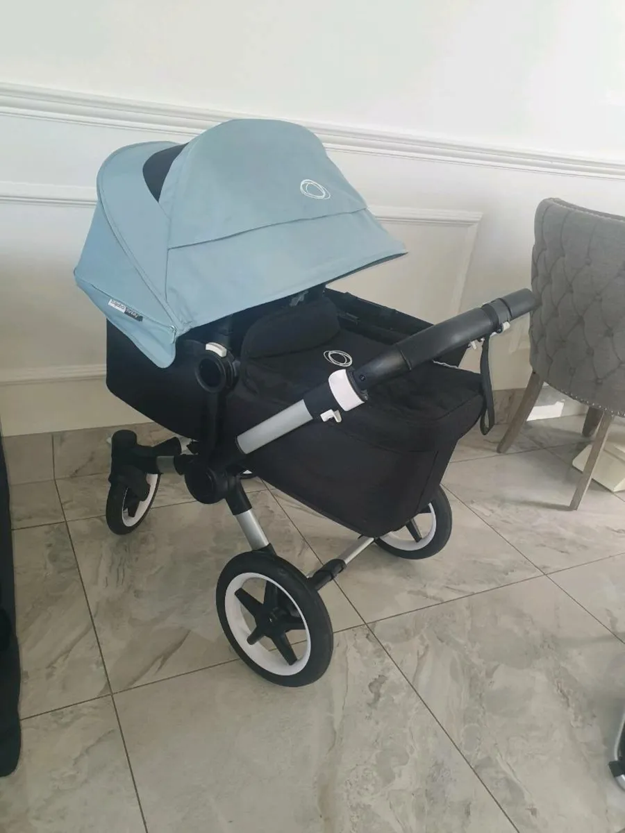 BUGABOO DONKEY 3 LIKE NEW - Image 3