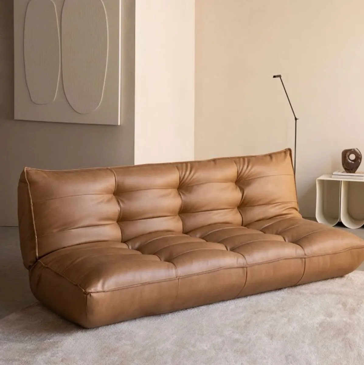 couch - Image 1