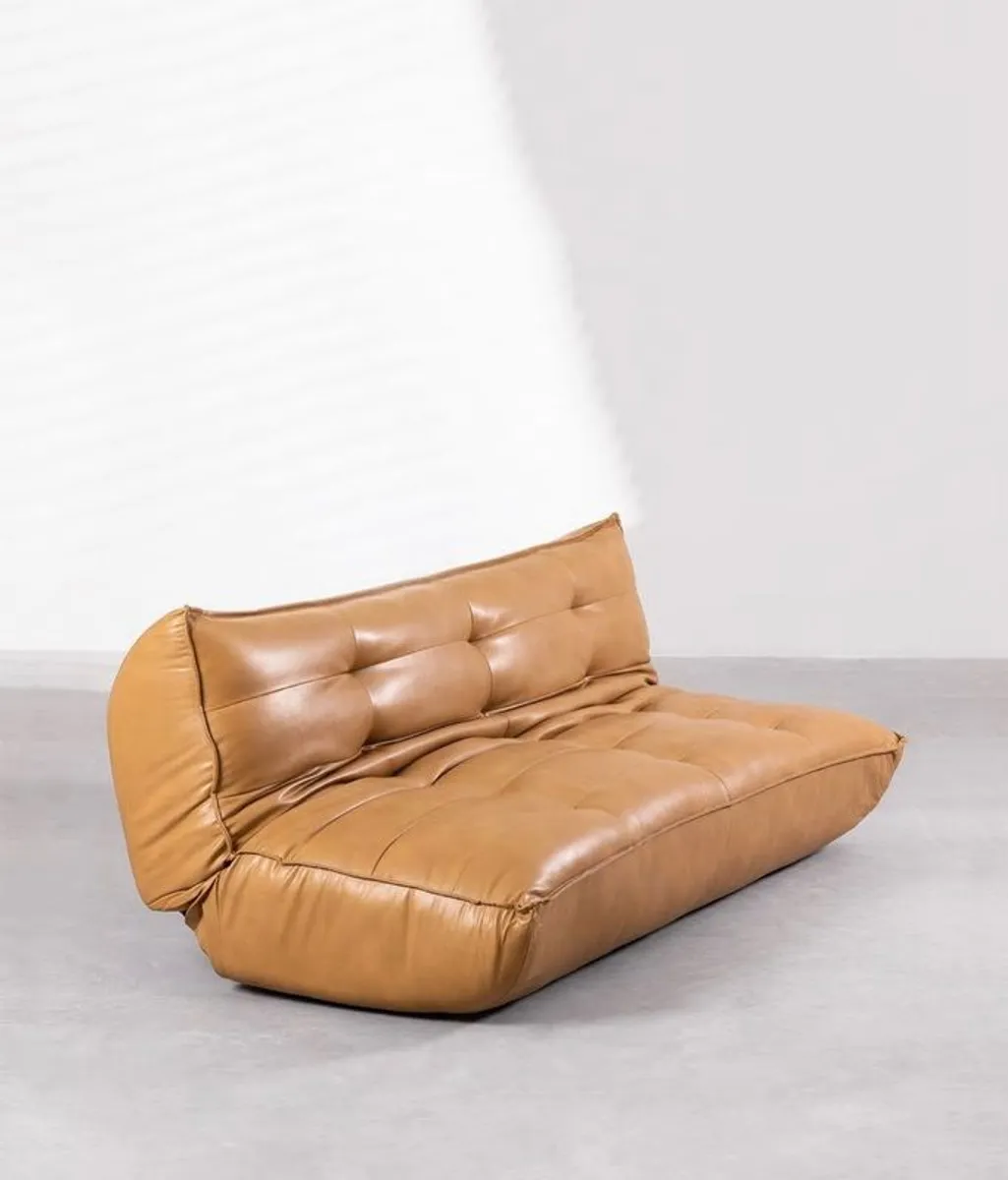 couch - Image 2