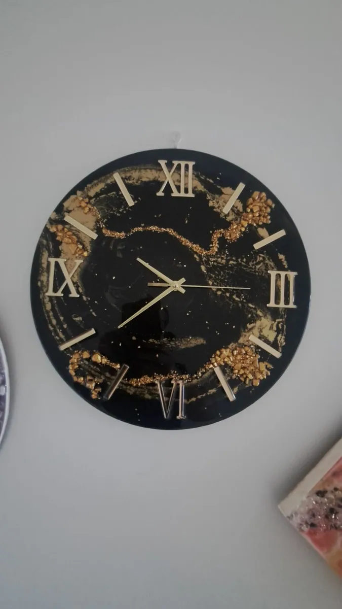 Resin Wall Clocks - Image 2