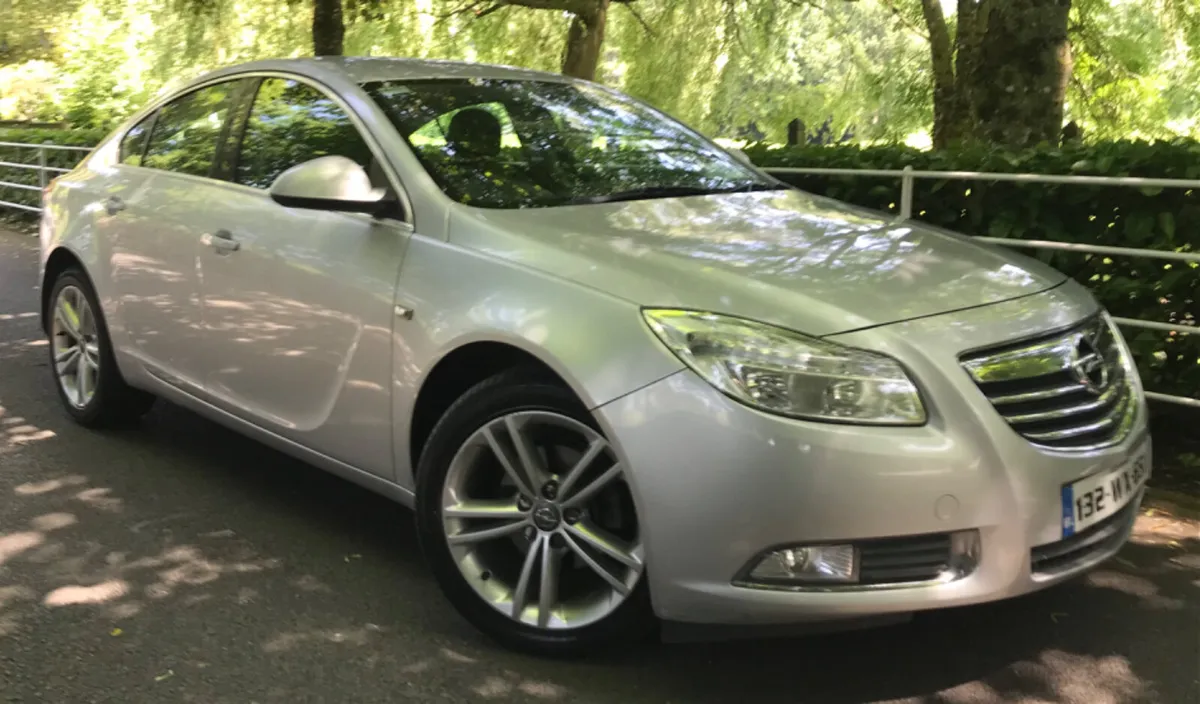 Opel Insignia 2.0CDTI 163PS Elite Edition - Image 3