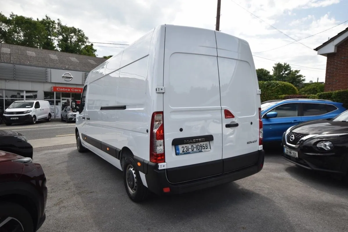 Renault Master Master FWD Lm35 Blue DCI 135 B - Image 4