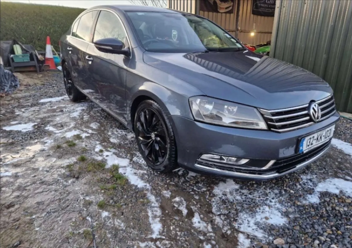 Volkswagen Passat 2013 - Image 1