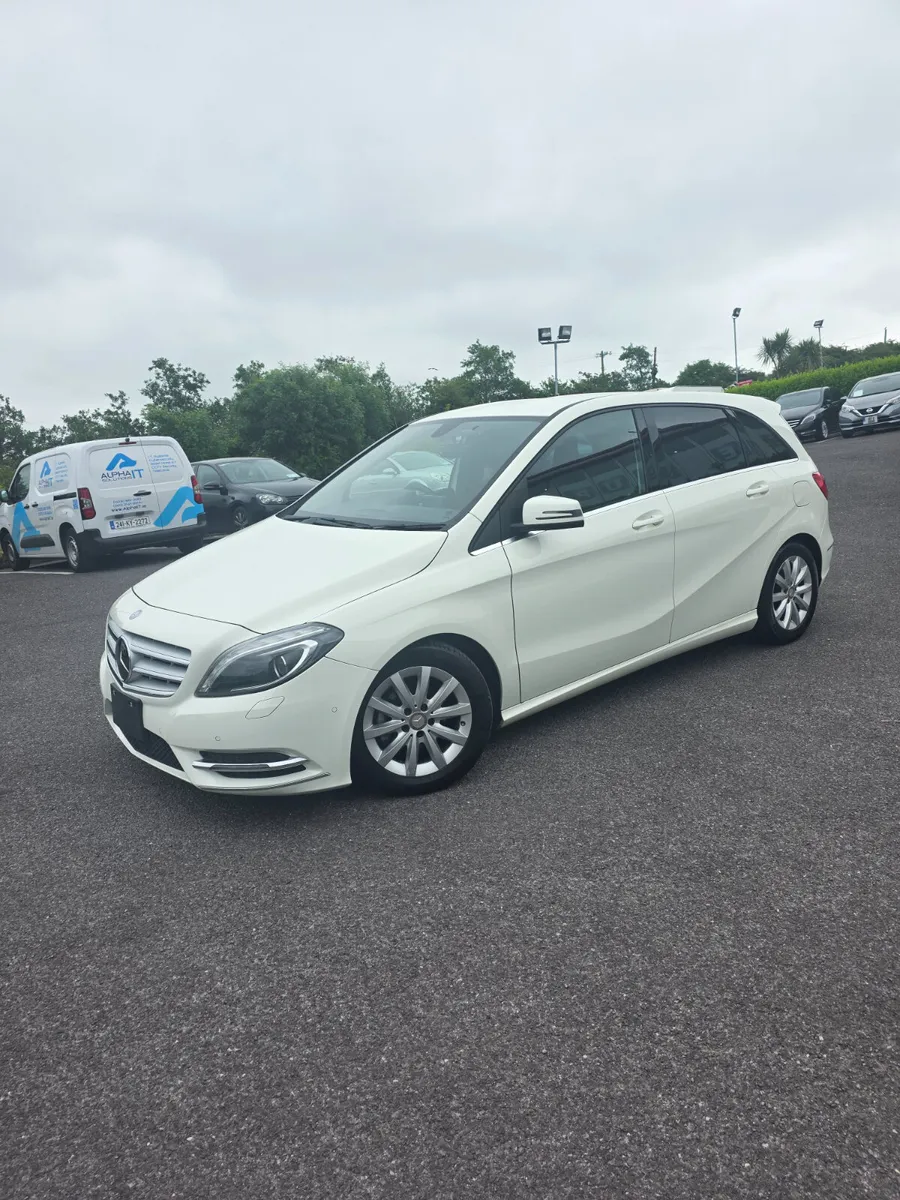 2014 Mercedes-B Class - Image 1