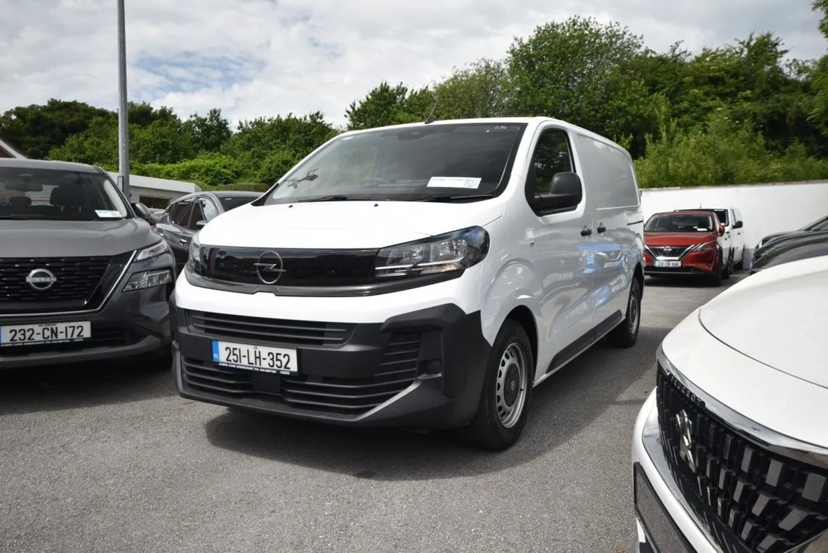 Opel Vivaro 1.5CDTI 120hp Komfort - Image 2