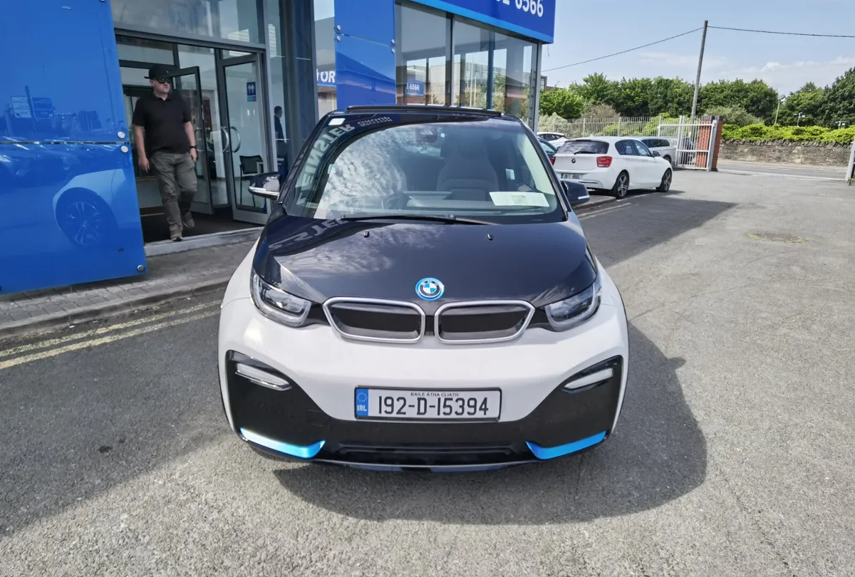 BMW I3S 120AH **SUNROOF + HARMON/KARDON** - Image 2