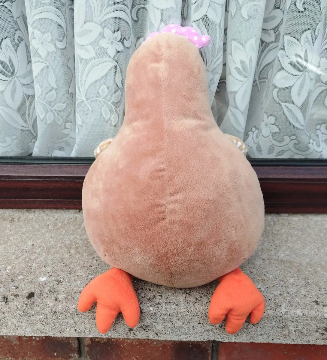 SOFT TOY CHICKEN (LOVELY CONDITION). - Image 2