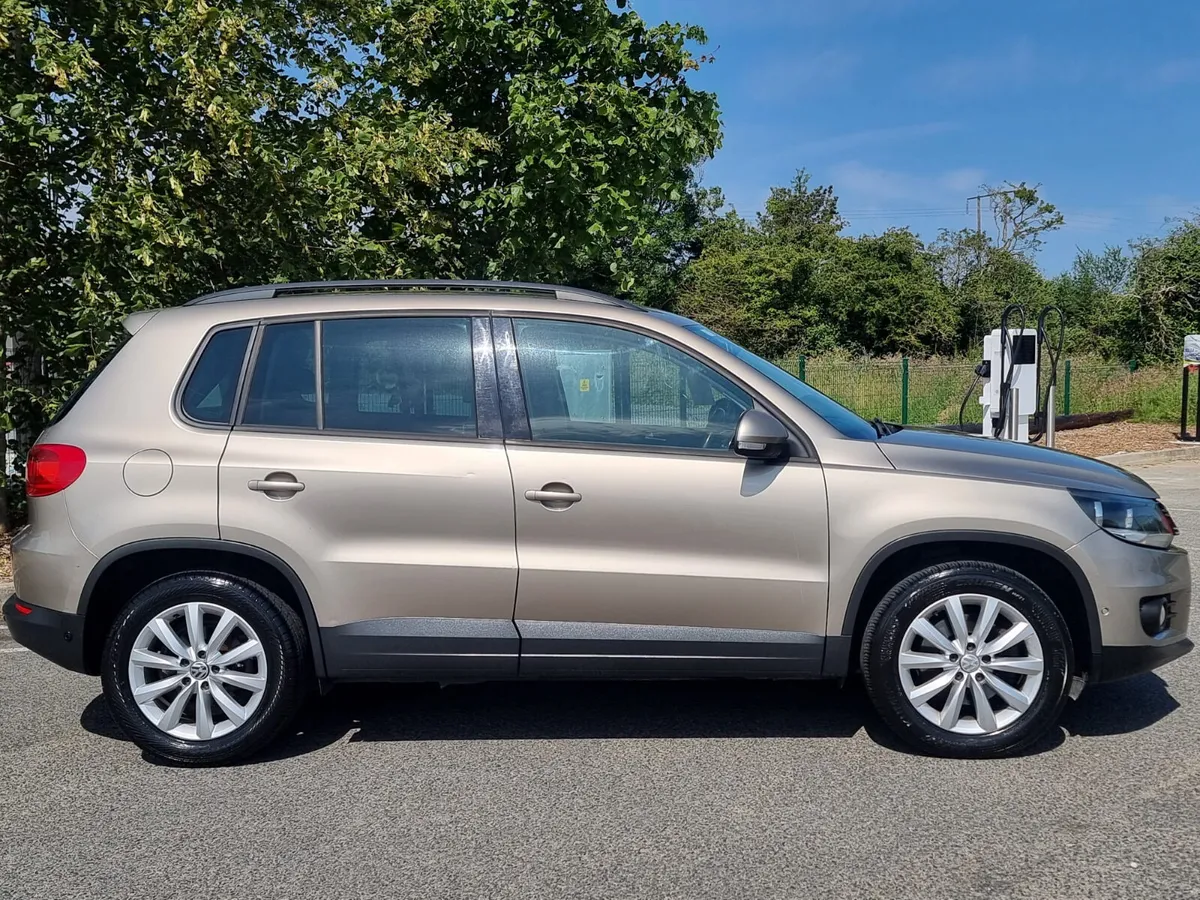 2014 VOLKSWAGEN TIGUAN  DIESEL  NCT&TAX €10,900 - Image 4