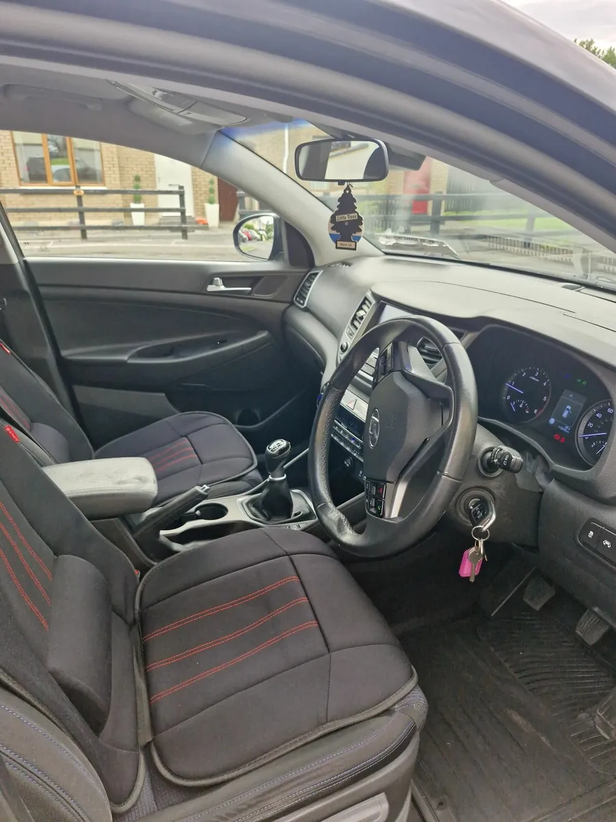 Hyundai Tucson 2017 - Image 2