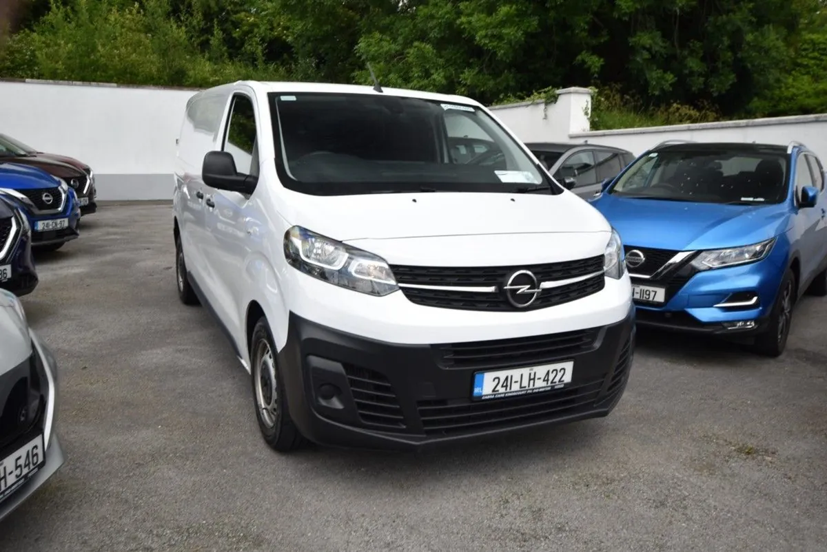 Opel Vivaro 1.5CDTI 100hp - Image 1