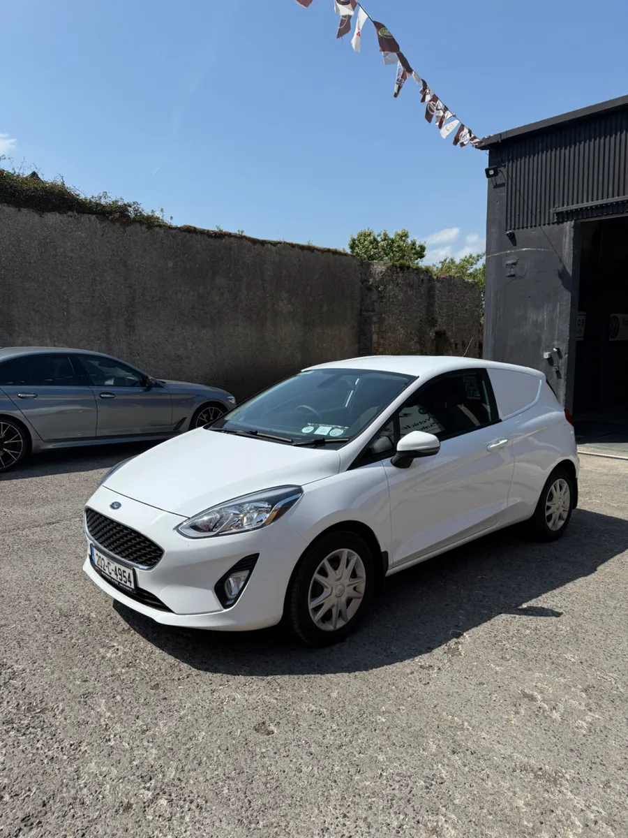 2020 Ford Fiesta 1.5 Diesel VAN Manual - Image 1