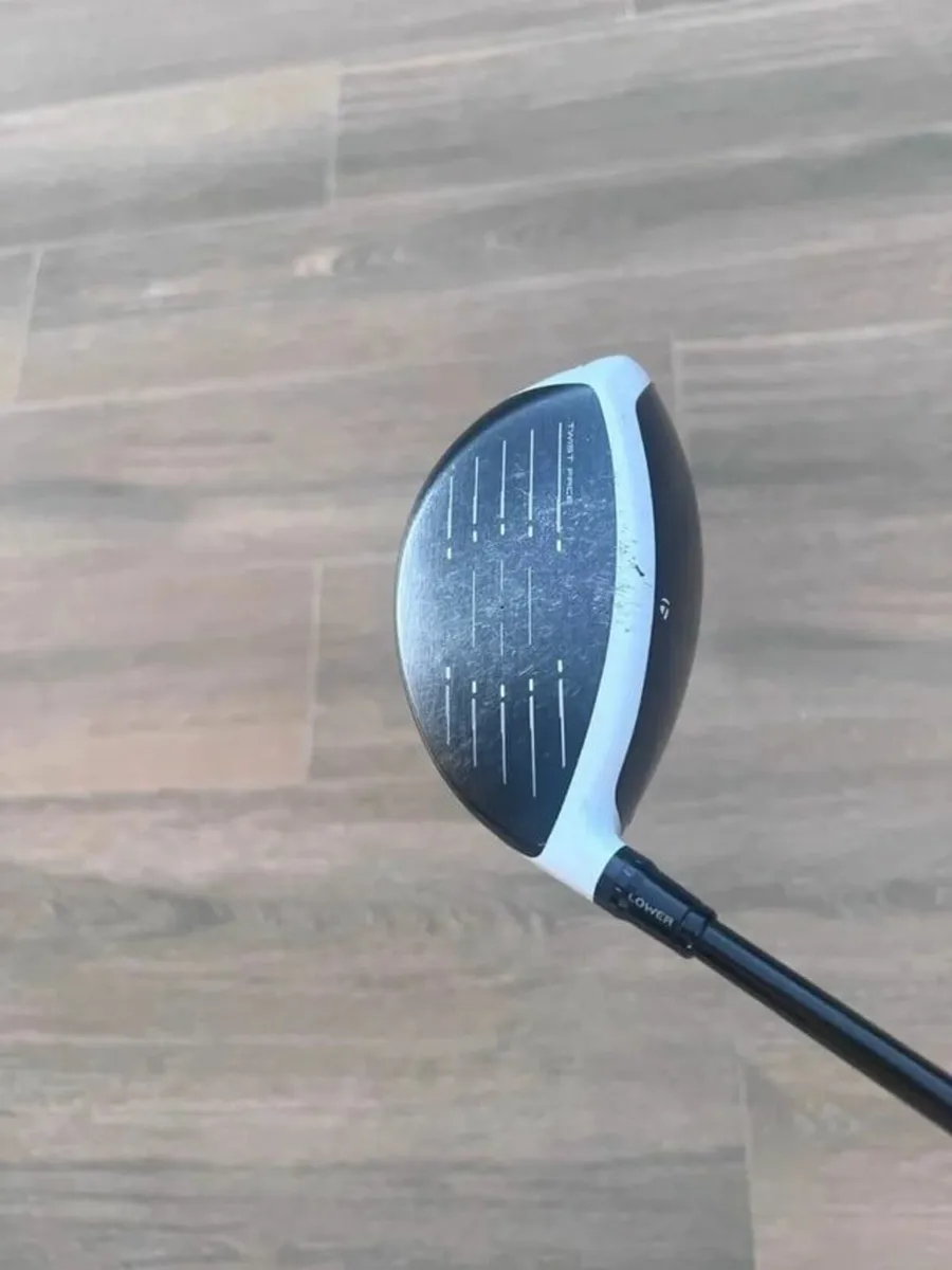 TaylorMade Sim 2 Max 10.5 - Image 2