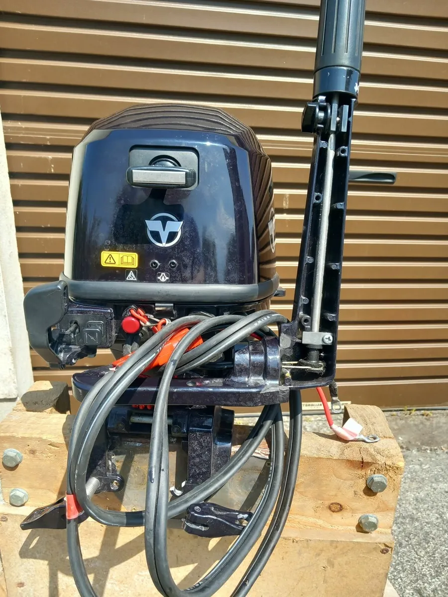 Tohatsu 9.8 hp Short Shaft electric start - Image 2