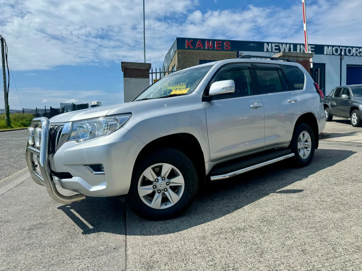 2018 Toyota Land Cruiser Business Class! Cheap TAX - Image 3