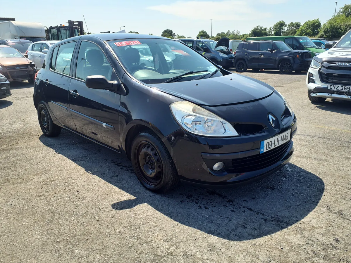2009 Renault Clio - Image 1