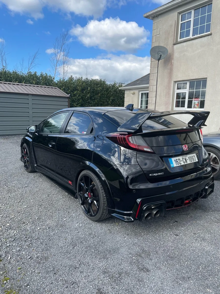 Honda Civic fk2 type r turbo - Image 4