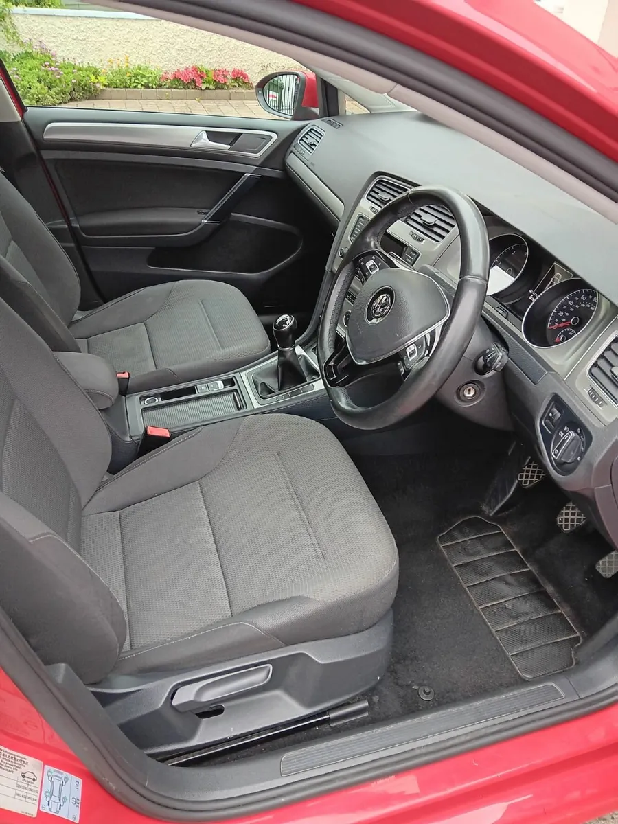 Volkswagen Golf 2015 - Image 2