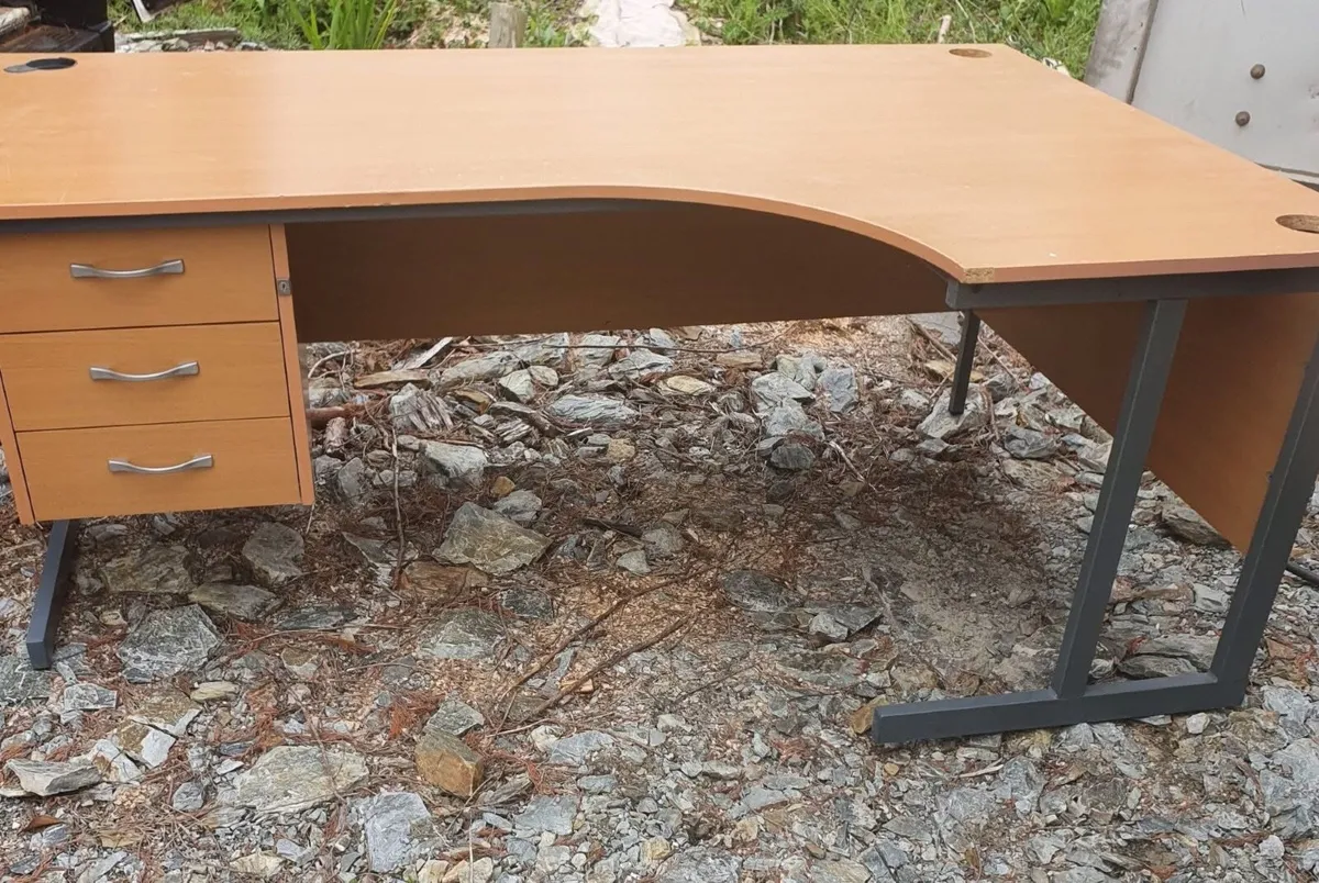 Large 6ft office desk