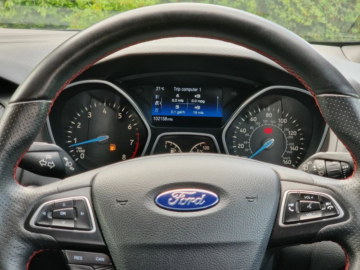 Ford Focus 2018 St Line  X  1.0 - Image 2