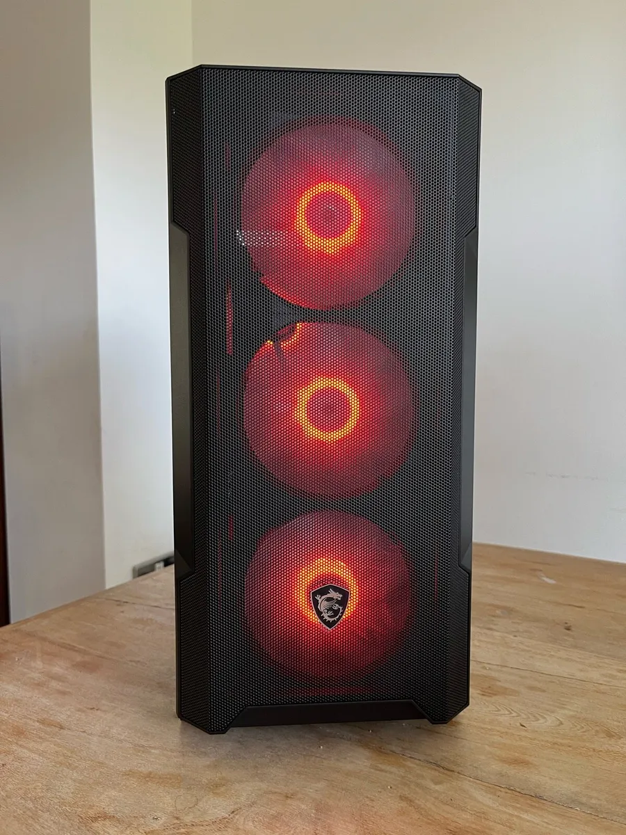Red/Black Gaming PC - Image 3