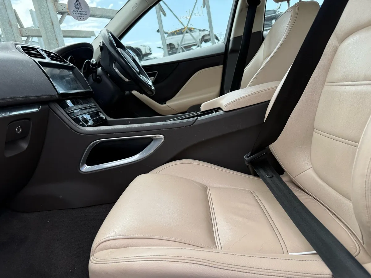 Jaguar F-Pace - Image 3