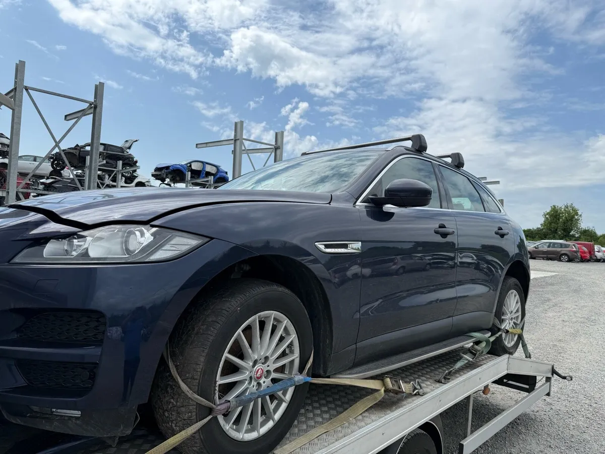 Jaguar F-Pace - Image 4