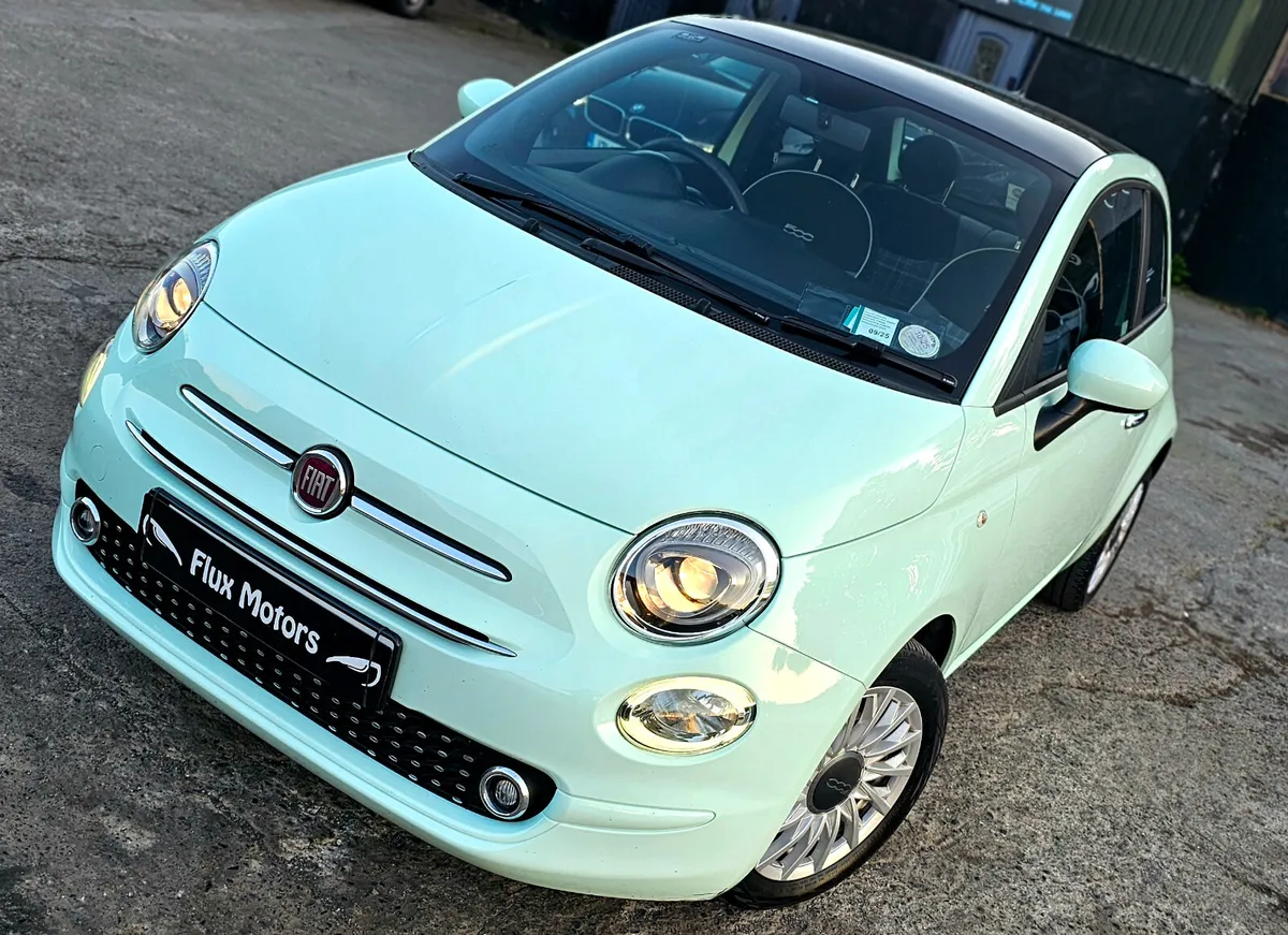 🧊 2021 Fiat 500 - Lounge,Pan Roof, low miles - Image 4