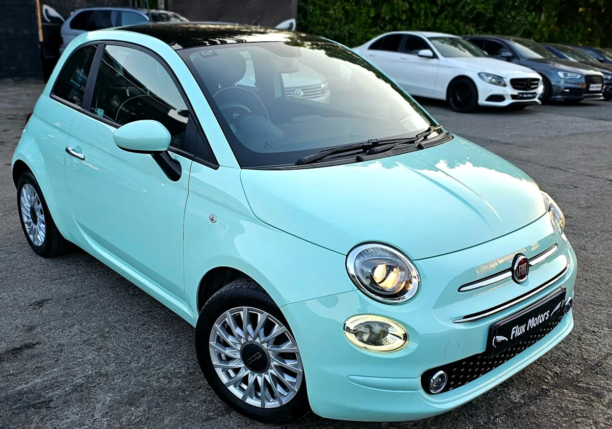🧊 2021 Fiat 500 - Lounge,Pan Roof, low miles - Image 2
