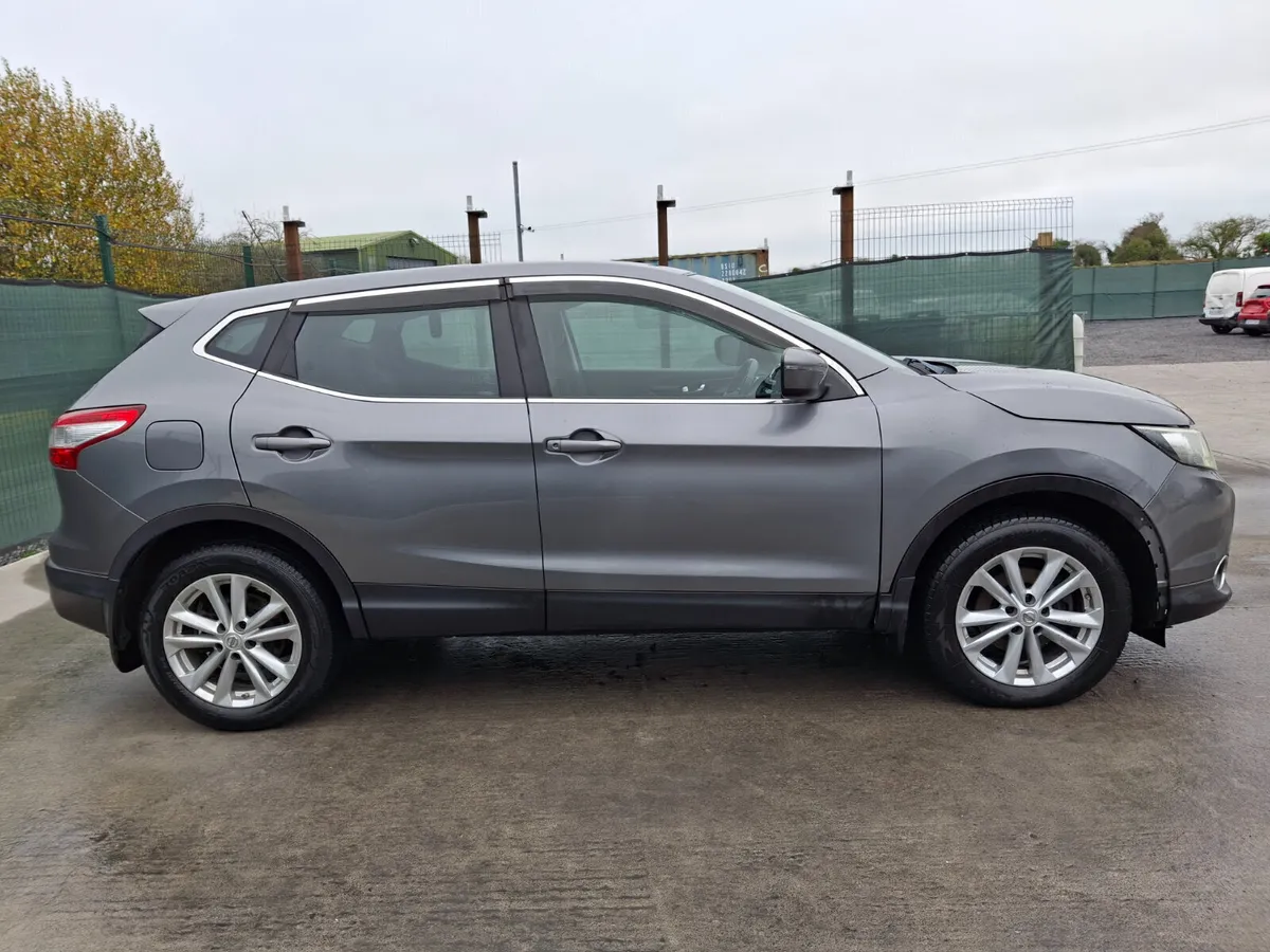 2015 Nissan Qashqai 1.5L Diesel - Image 4