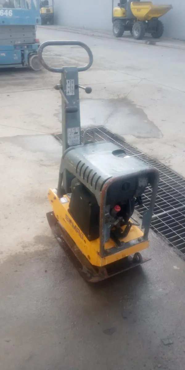 Diesel Bomag Walker - Image 1