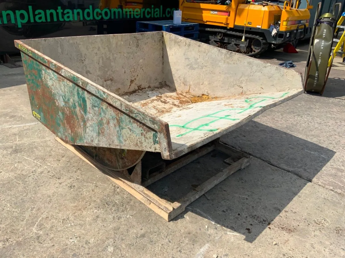 SELF TIPPING FORKLIFT BUILDERS SKIP........777-2. - Image 3