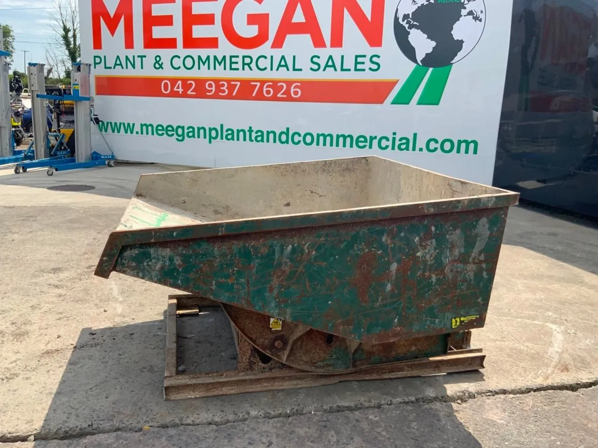 SELF TIPPING FORKLIFT BUILDERS SKIP........777-2. - Image 2